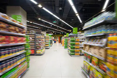 éclairage de supermarché